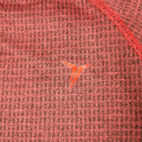 Old navy active long sleeve boys shirt size M(8) - Picture 2 of 4